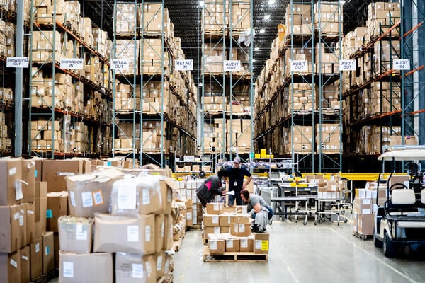 warehouse-photography-stock-vera-bradley-12-600x600-1
